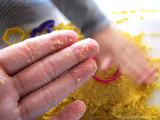 How to Make Moon Sand for Sensory Play: 2 Kinetic Sand Craft Recipes for  Kids, Fun With Dad