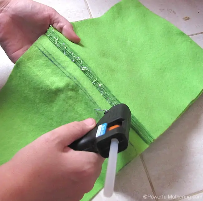 Quiet Book Tutorial - Handmade Silent Book for Toddlers (Fish Catching  Page) 