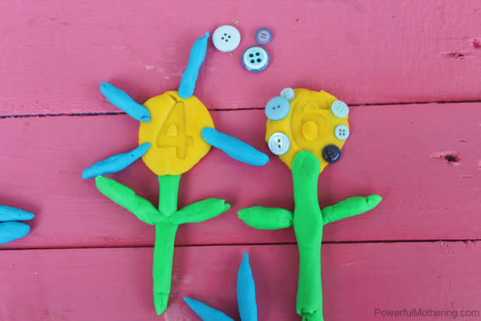 Playdough Flower Counting