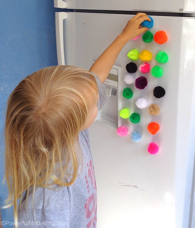 magnetic-pompoms