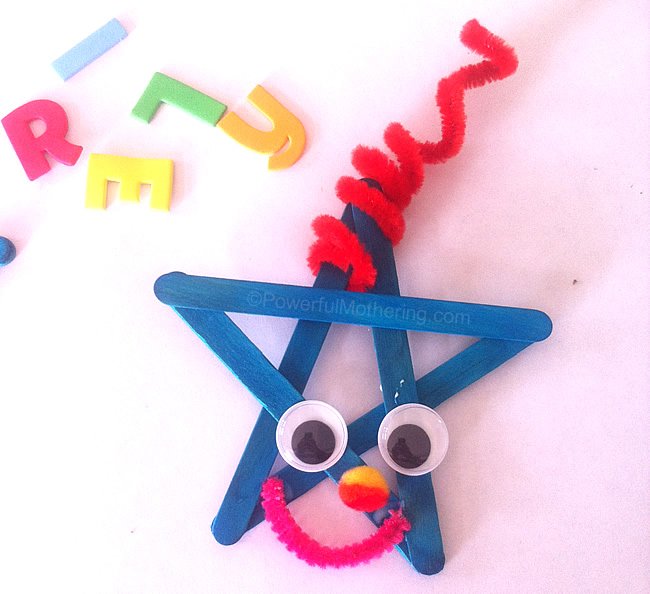craft sticks and pipe cleaners