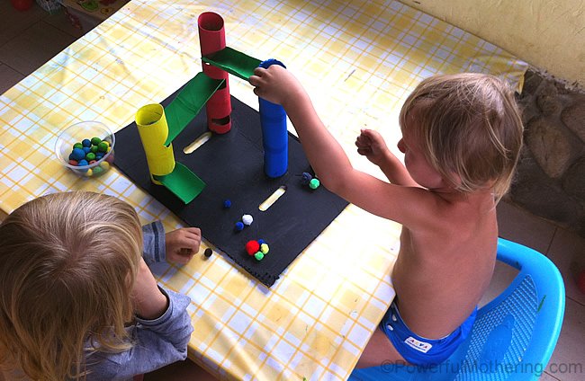 DIY-Marble-Run-from-Toilet-Rolls-share