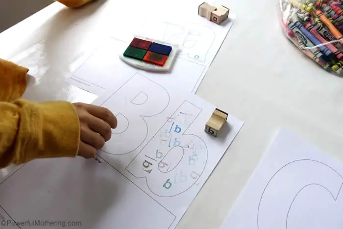 ink-pad-stamping