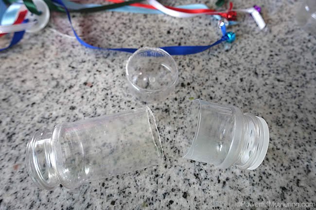 cut-your-spice-bottle-in-half