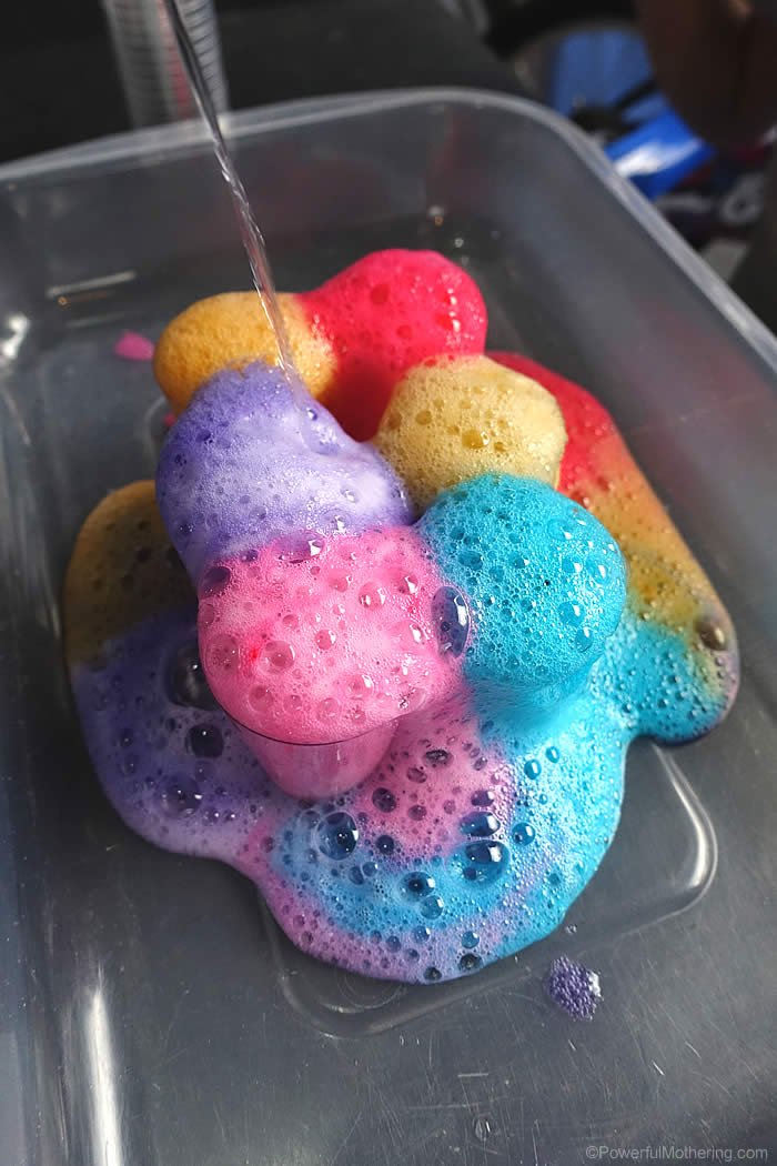 fizzing science experiment