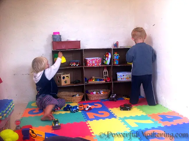 How-to-Make-A-Shelf-Out-Of-Cardboard-Boxes-Kids-Area-DIY-Kids-playing