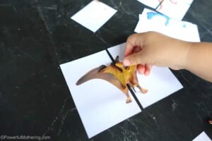 dino puzzle figurines