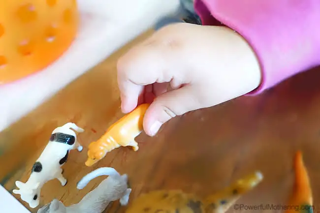make animal sounds